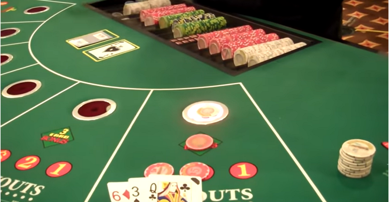 Table Layout Let It Ride Casino Poker